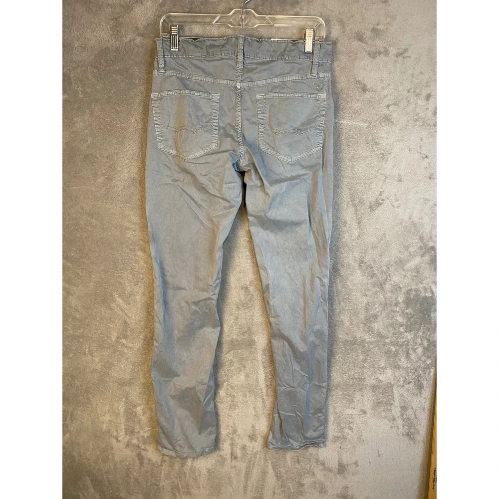 American Eagle Outfitters good pre
